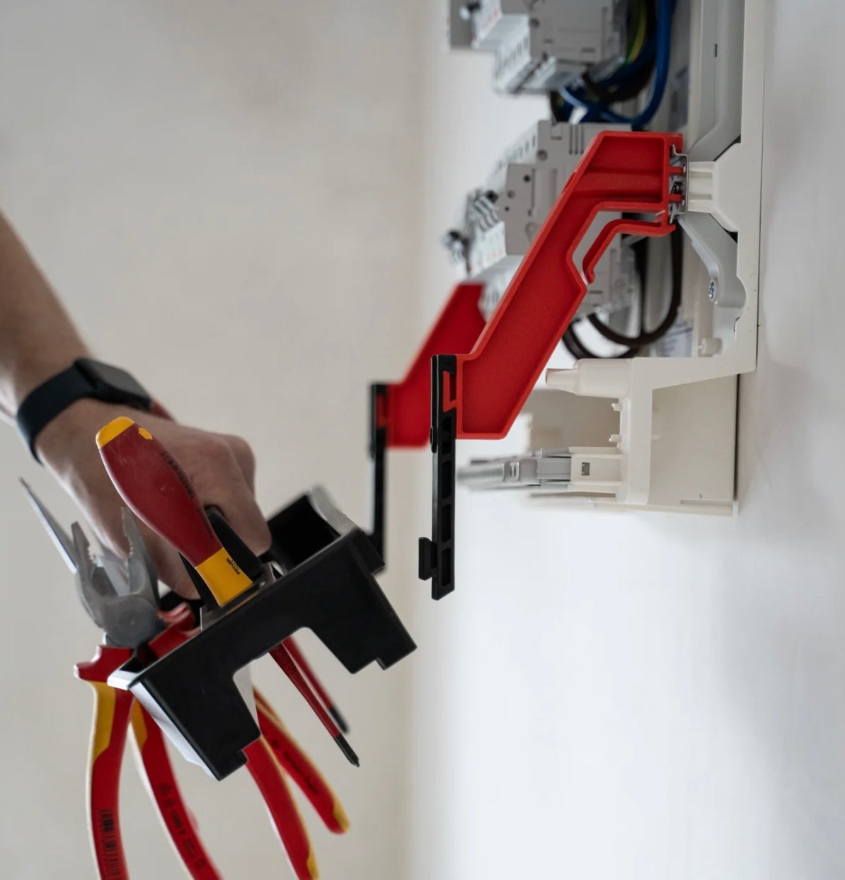 Verlängerungsarme für Werkzeugablage